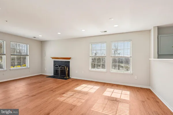 $2,700 | 1440 Nutwood Court, Crofton, MD 21114