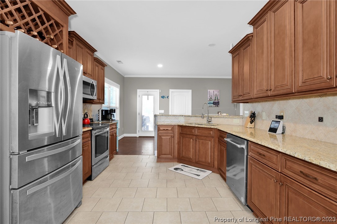 5113 Carson Allen Road Hope Mills, NC 28348 - Photo 6 of 40 Gallery Image 6
