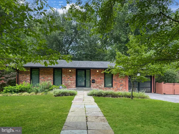 $895,000 | 11733 Devilwood Drive, Potomac, MD 20854