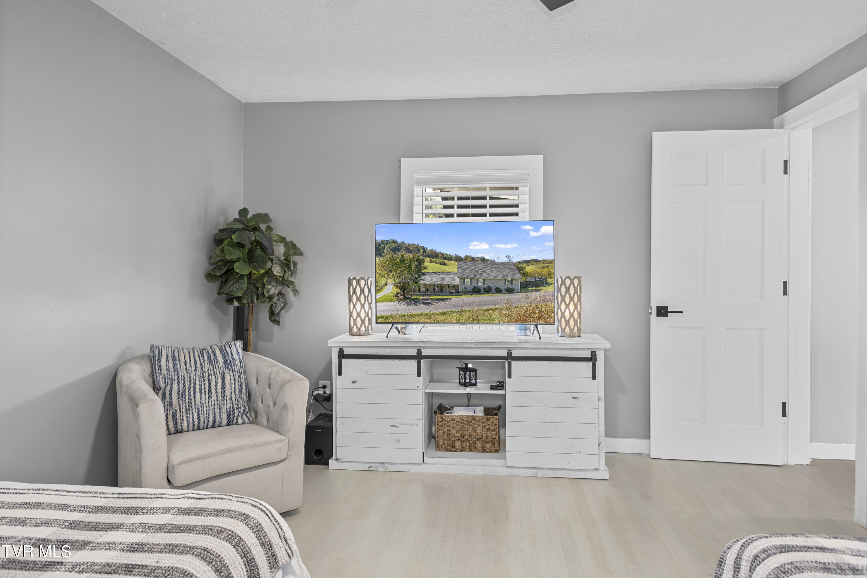 273 Mt Zion Road Church Hill, TN 37642 - Photo 17 of 56 spare bedroom
