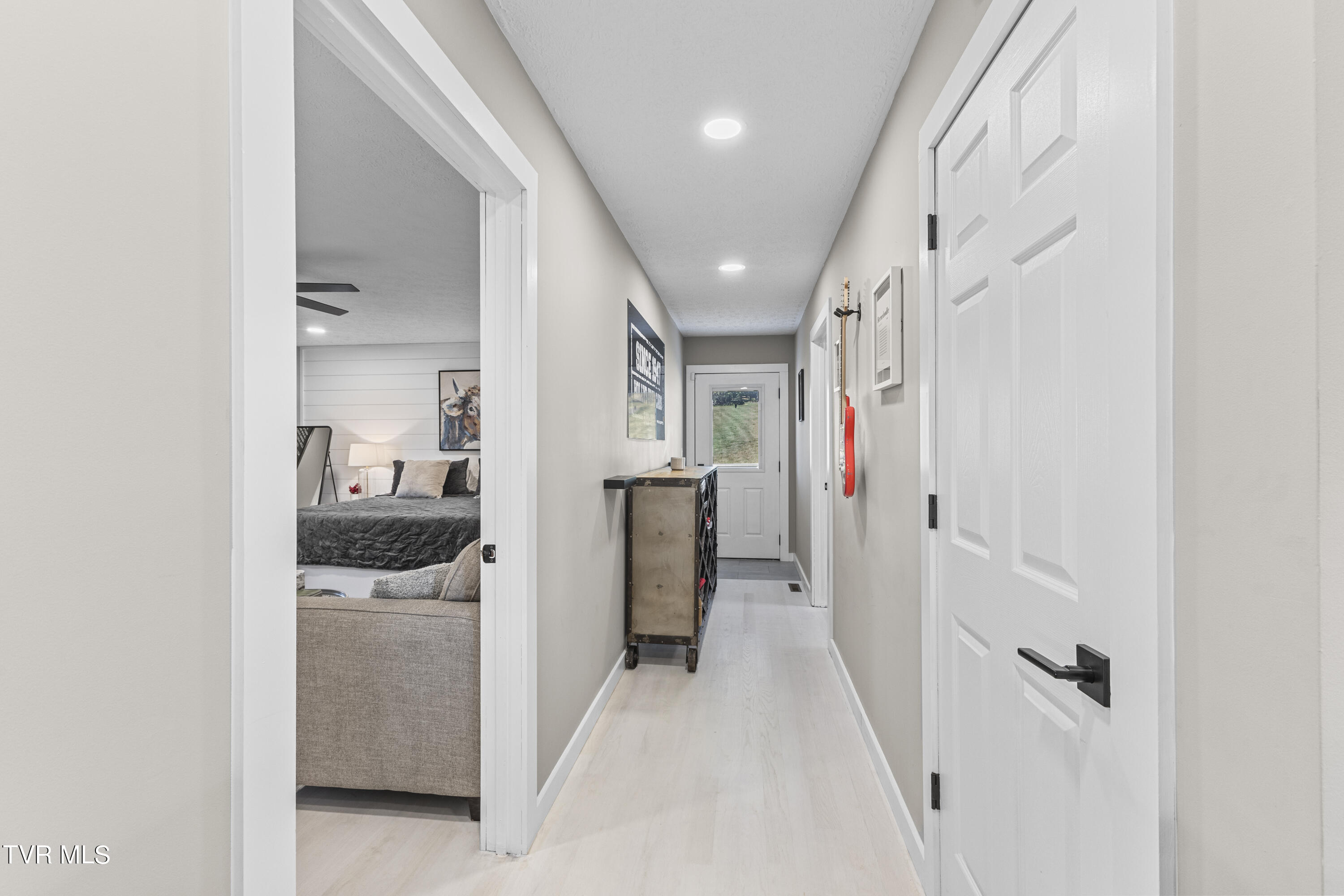 273 Mt Zion Road Church Hill, TN 37642 - Photo 22 of 56 hallway