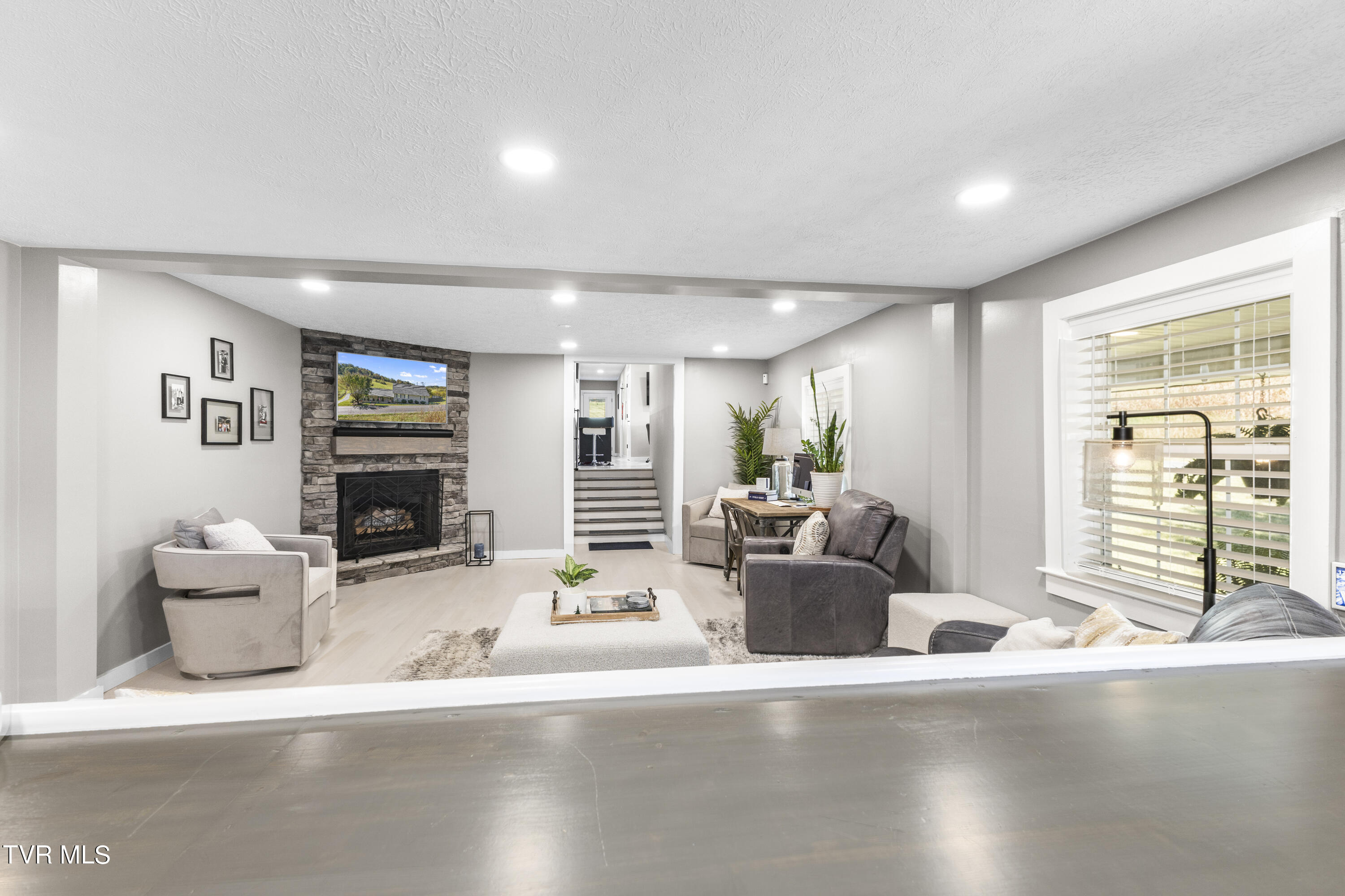 273 Mt Zion Road Church Hill, TN 37642 - Photo 4 of 56 living room