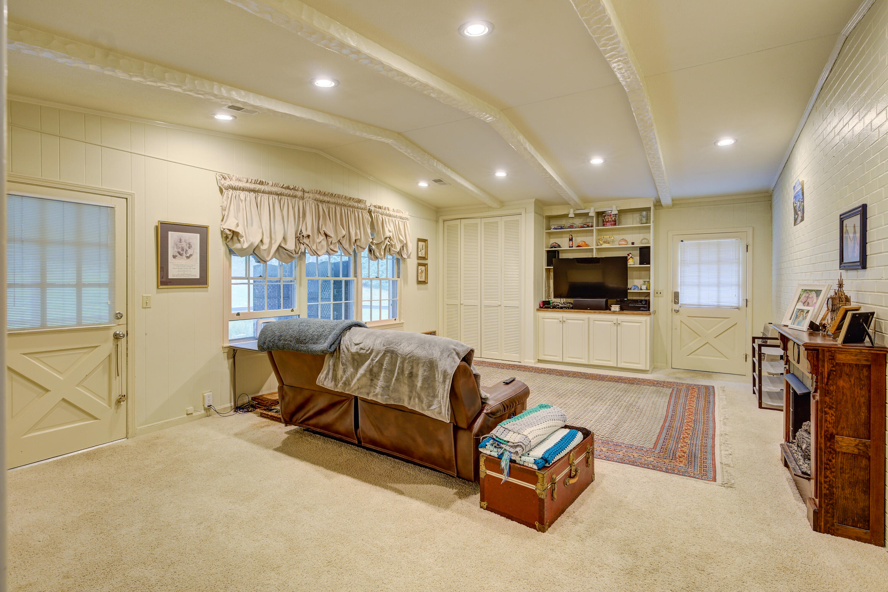 618 Hollyhill Road Johnson City, TN 37604 - Photo 18 of 35 BA10C87E-0A7A-415E-B882-8C839D5AD547