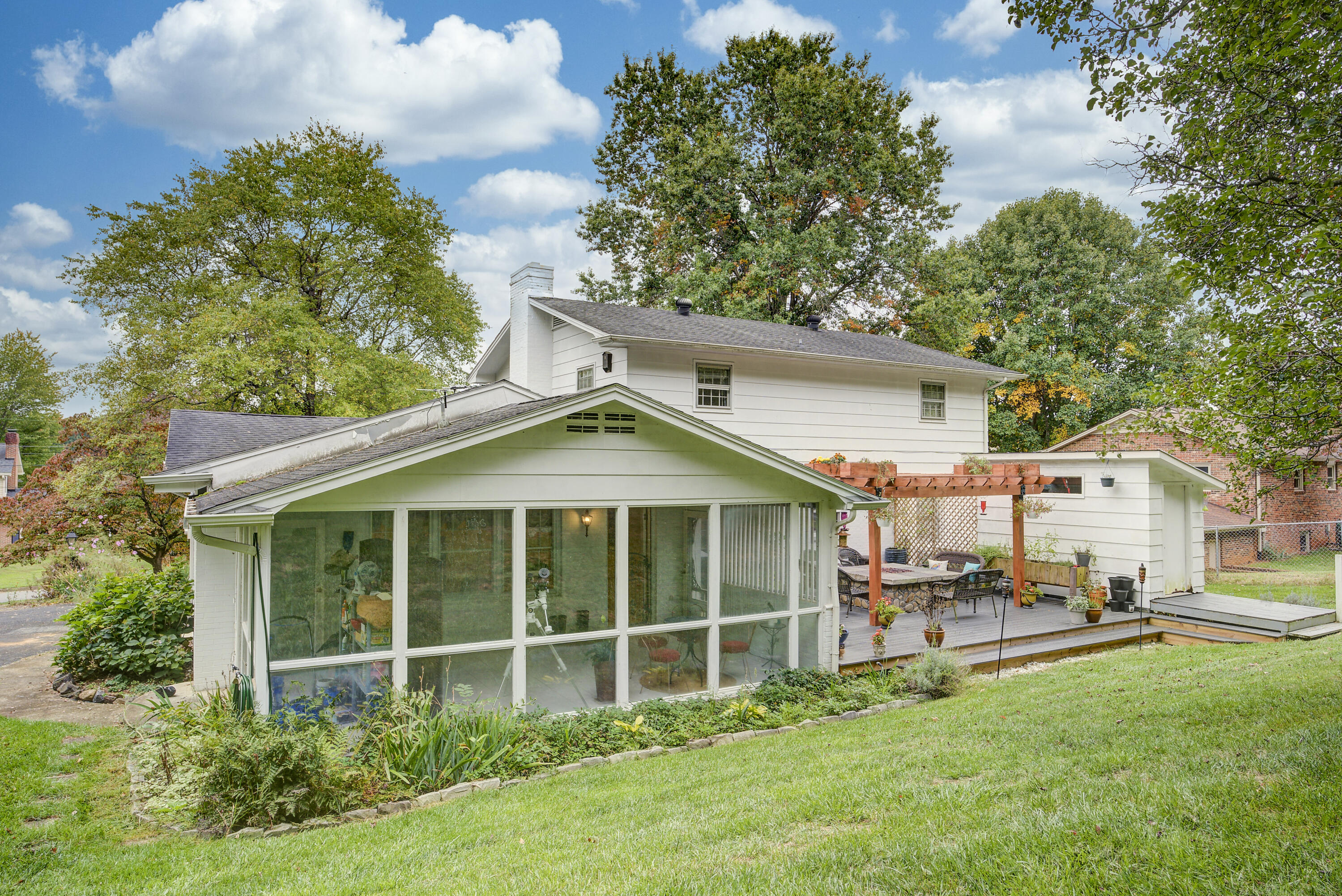 618 Hollyhill Road Johnson City, TN 37604 - Photo 32 of 35 B9541257-33E1-4289-962B-9BCF63733231
