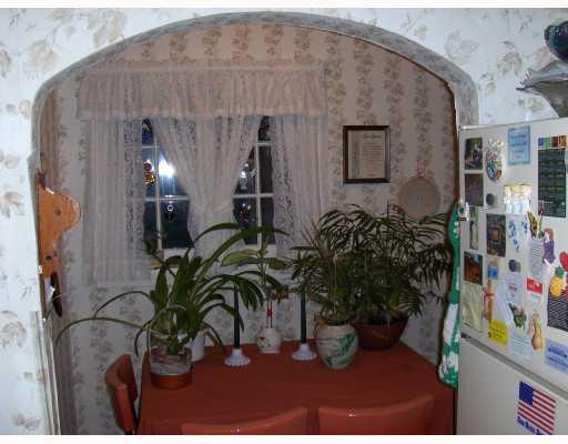 251 Nelson Run Road Pittsburgh, PA 15237 - Photo 5 of 8 Other. Charming Breakfast Area!