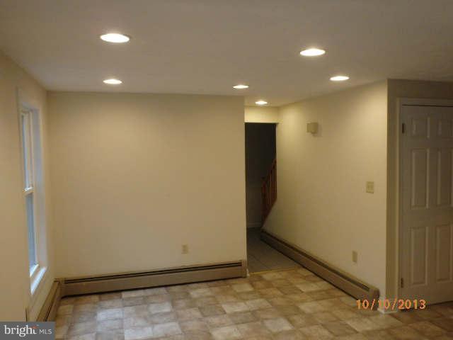 6243 Davis Road Woodbine, MD 21797 - Photo 7 of 15 Interior (General)