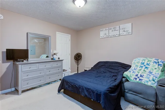 $190,000 | 800 Old State Road 60, Salem, IN 47167