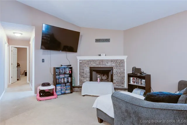 $190,000 | 800 Old State Road 60, Salem, IN 47167