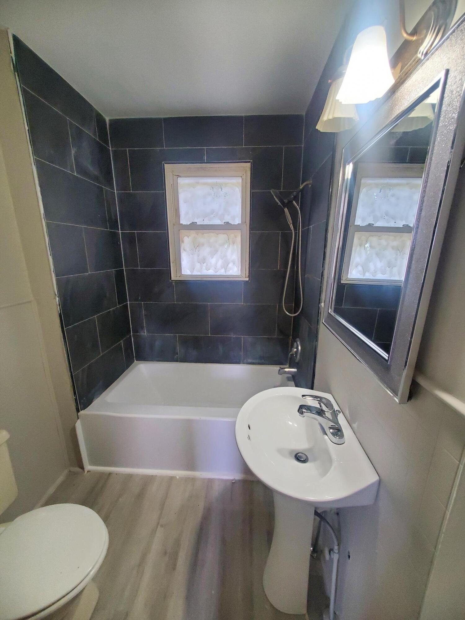 717 Hershberger Road Northwest Roanoke, VA 24012 - Photo 12 of 13 20250611_105339