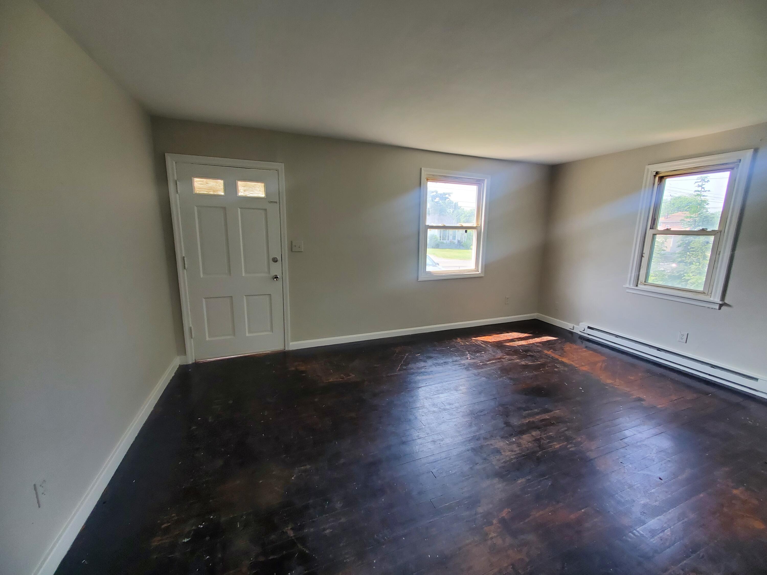 717 Hershberger Road Northwest Roanoke, VA 24012 - Photo 3 of 13 20250611_105426