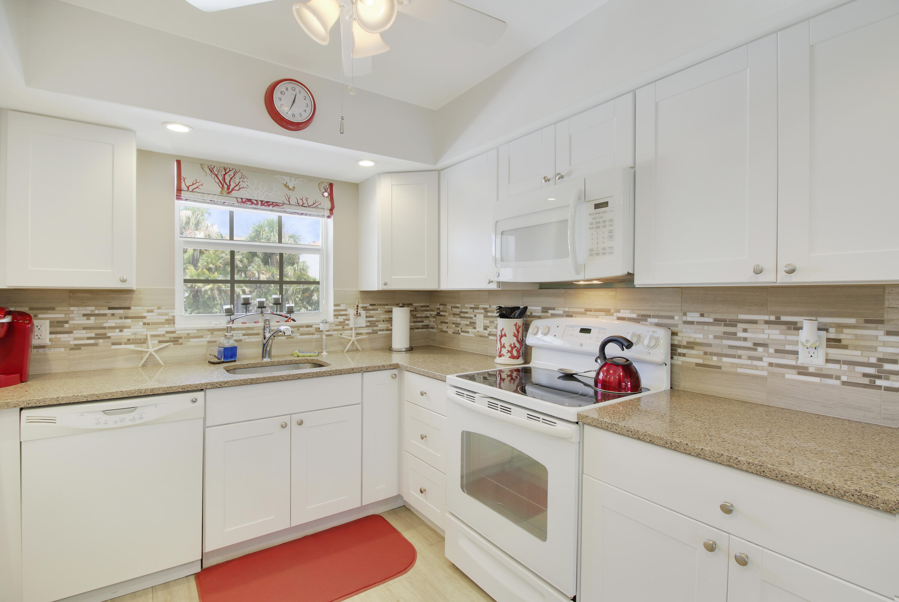 100 Waterway Road Jupiter, FL 33469 - Photo 32 of 52 Open Fully Equipped Kitchen