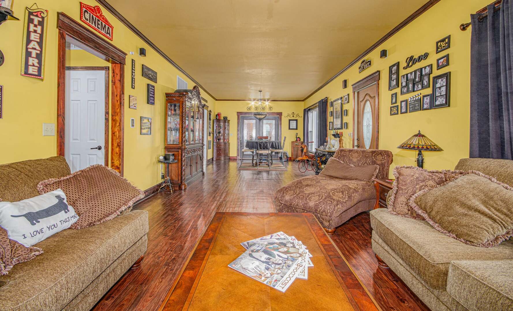 433 East Main Street Salem, IL 62881 - Photo 15 of 48 a living room with couches rug and a large window