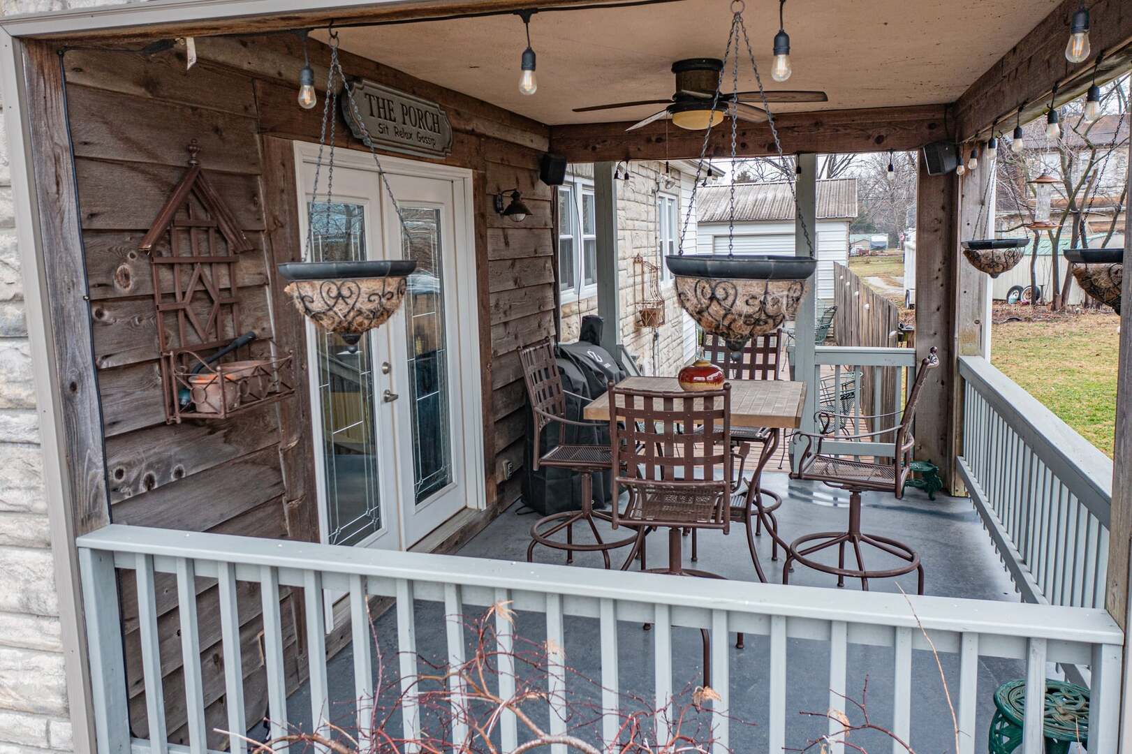 433 East Main Street Salem, IL 62881 - Photo 5 of 48 a view of a chairs and table in the balcony