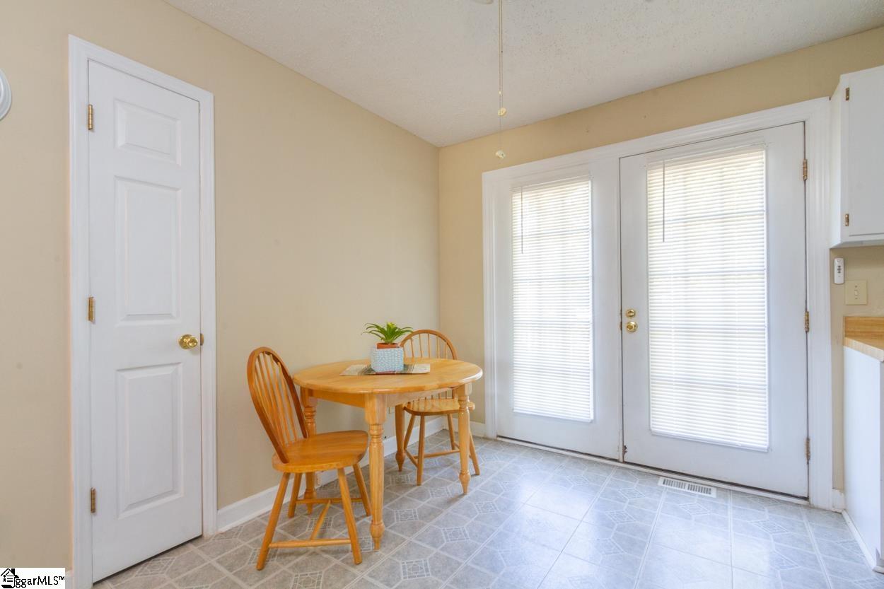 242 Pearson Road Easley, SC 29642 - Photo 14 of 32 Gallery Image 14