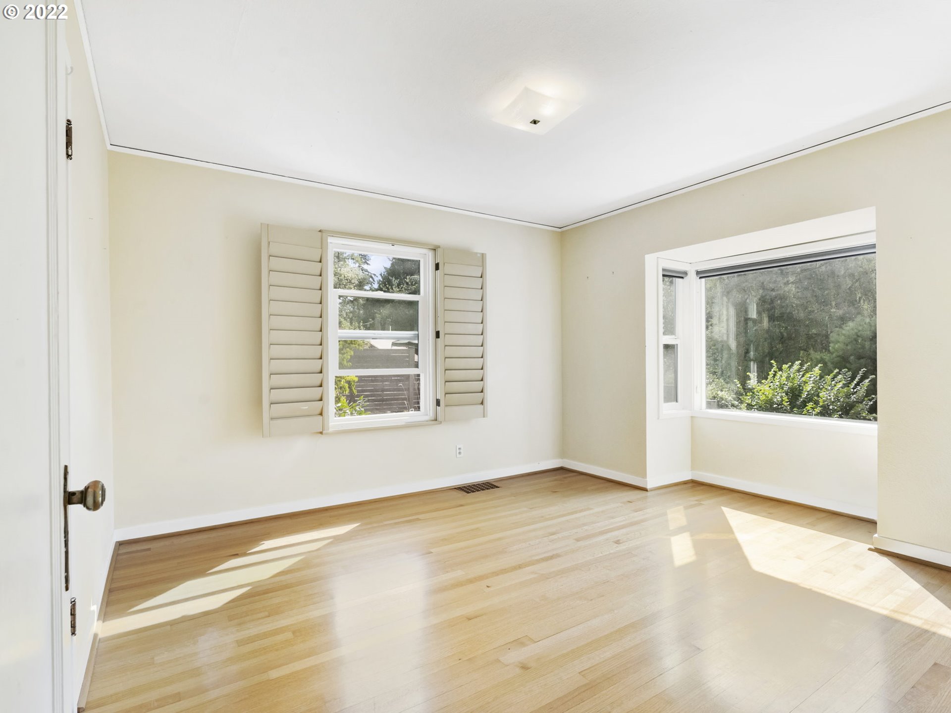 7320 Southwest Canyon Lane Portland, OR 97225 - Photo 15 of 32 a view of an empty room with a window
