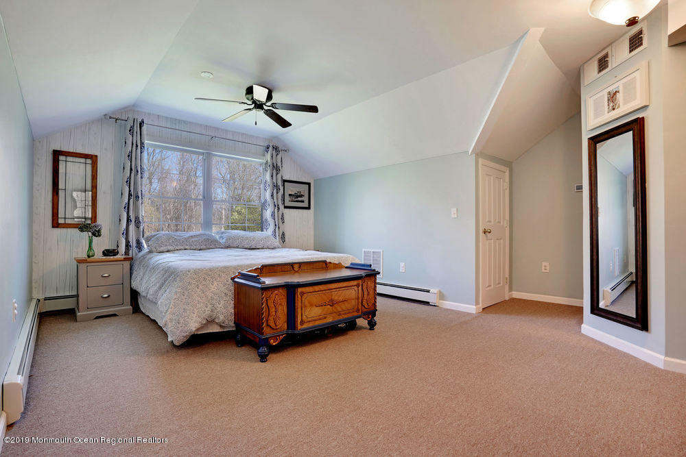 160 Old Tavern Road Farmingdale, NJ 07727 - Photo 18 of 27 master bedroom