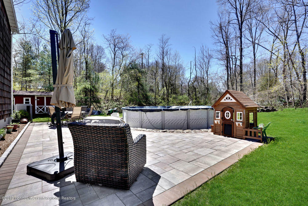 160 Old Tavern Road Farmingdale, NJ 07727 - Photo 24 of 27 patio and pool