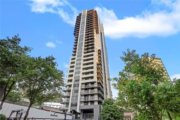$354,900 | 3481 Lakeside Drive Northeast, Unit 2107, Atlanta, GA 30326