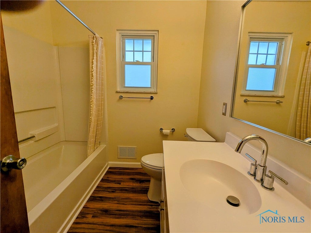 5336 Talmadge Road Toledo, OH 43623 - Photo 16 of 34 Gallery Image 16