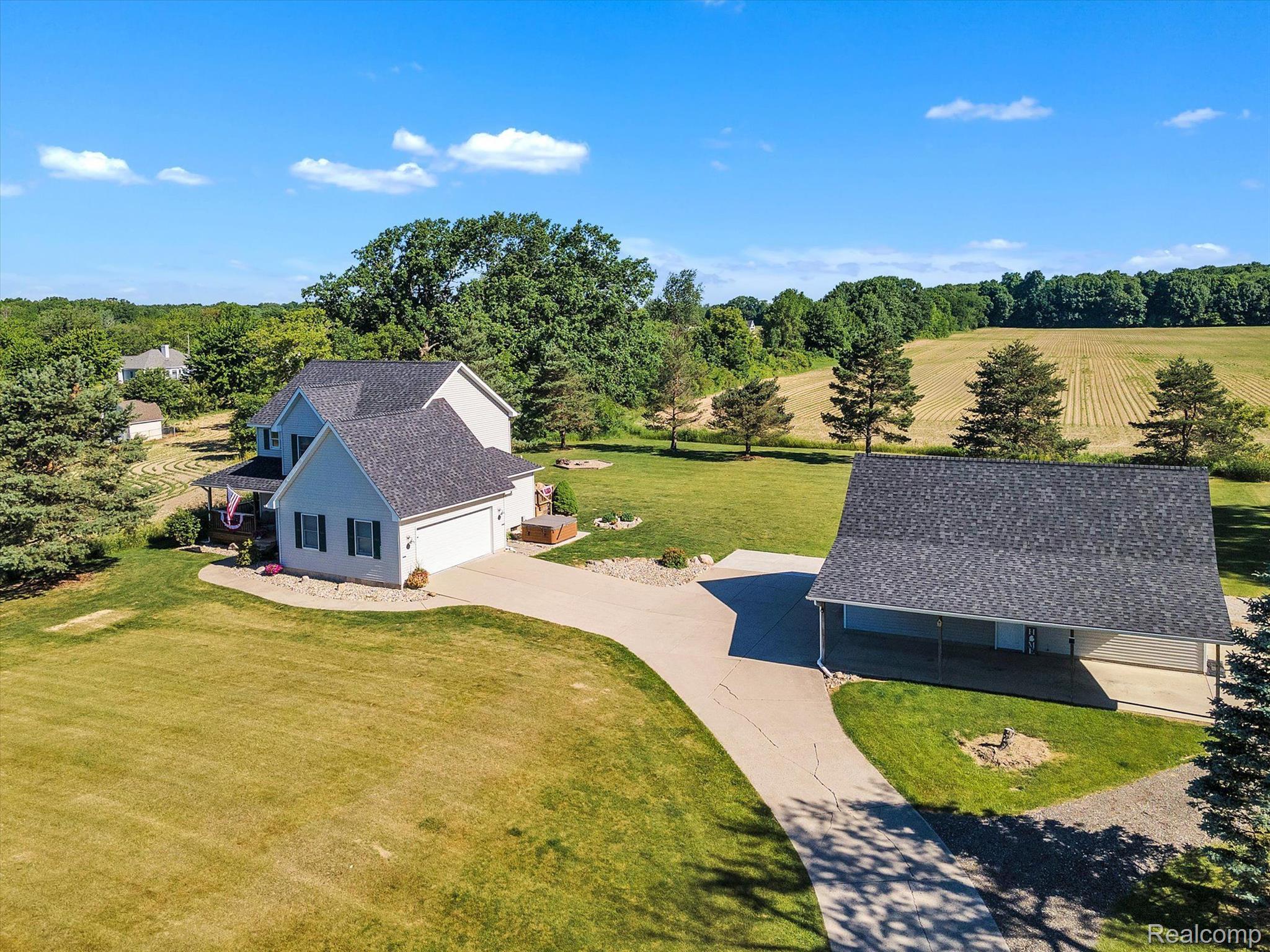 4440 Baldwin Road Grand Blanc, MI 48439 - Photo 4 of 38