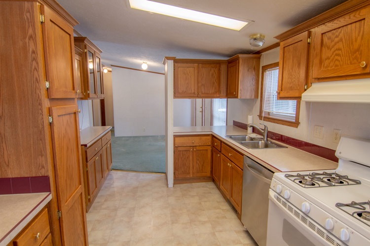 3146 Klender Road Rhodes, MI 48652 - Photo 4 of 32 1869661-3.JPG