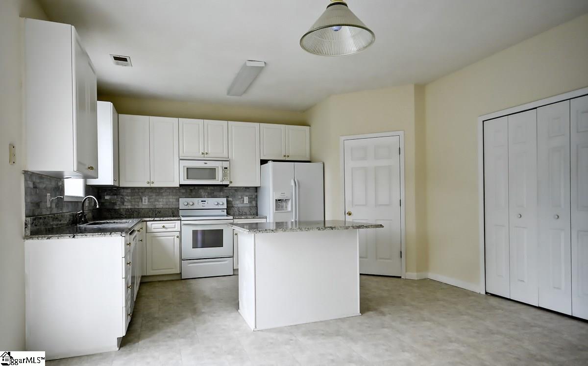 103 Summer Hill Road Simpsonville, SC 29681 - Photo 14 of 36 Gallery Image 14