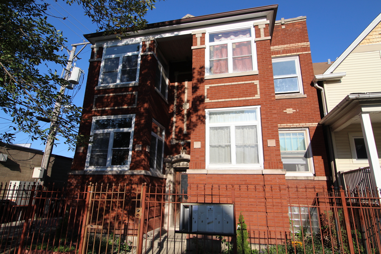 2345 North Ridgeway Avenue, Unit 1 Chicago, IL 60647 - Photo 1 of 14