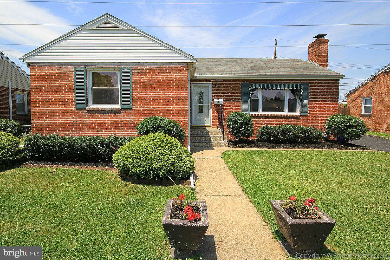 909 Seminole Road Frederick, MD 21701 - Photo 1 of 28 Exterior (Front)