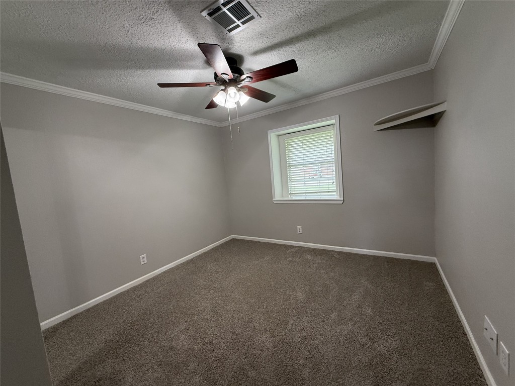 1902 Trinity League City, TX 77573 - Photo 7 of 11 Bedroom 1