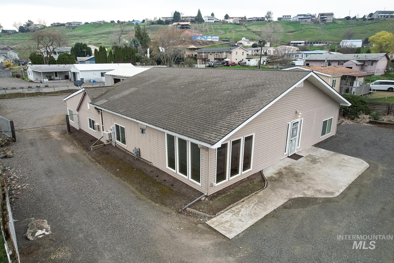 1357 Pound Lane Clarkston, WA 99403 - Photo 6 of 38 Aerial view of residential area