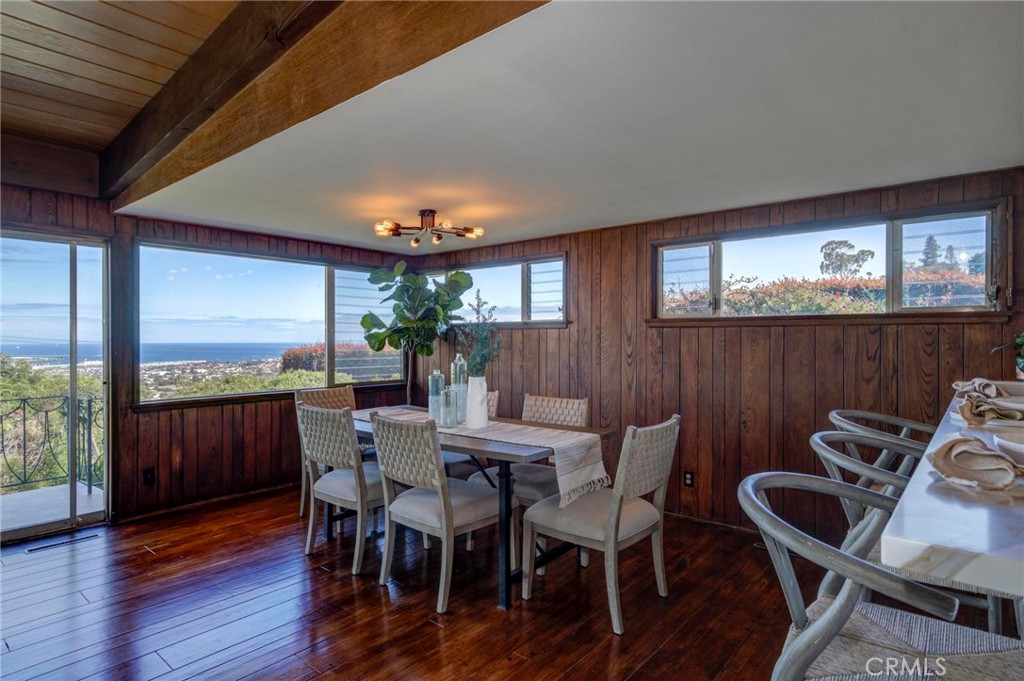 4612 Beauvais Road Rancho Palos Verdes, CA 90275 - Photo 15 of 40 a view of a dining room with furniture window and wooden floor