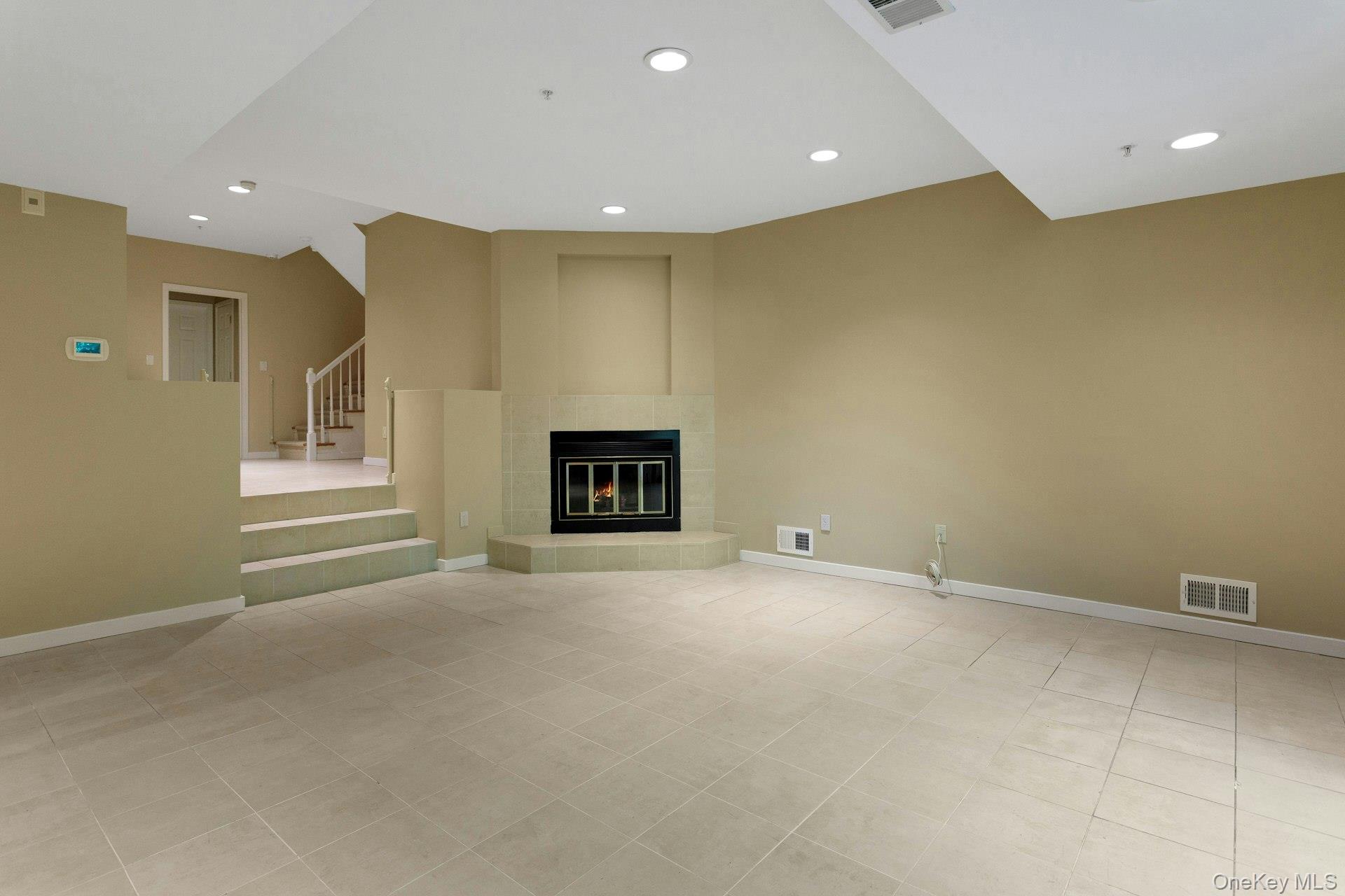 102 Boulder Ridge Road Scarsdale, NY 10583 - Photo 22 of 32