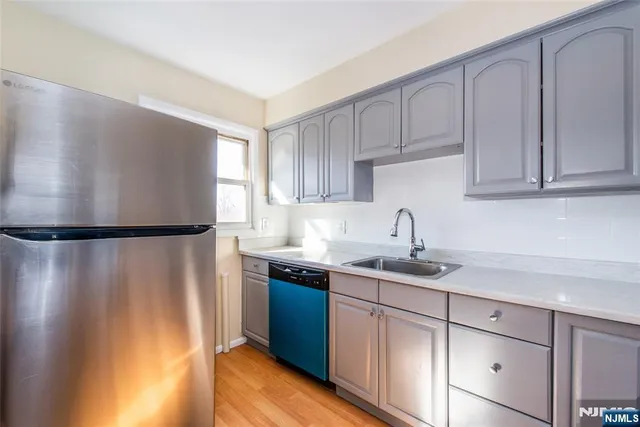 $3,000 | 413 Essex Street, Unit 2, Hackensack, NJ 07601