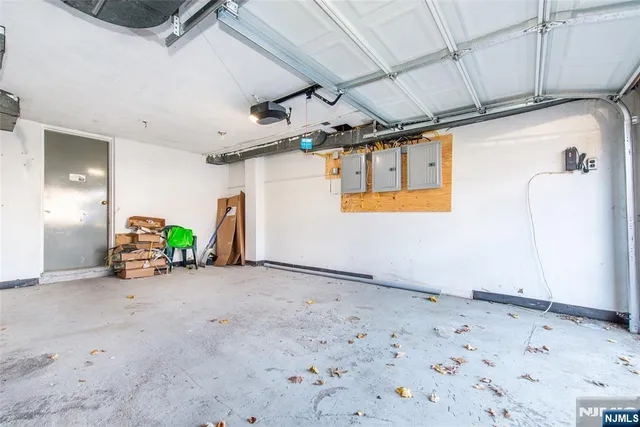 $3,000 | 413 Essex Street, Unit 2, Hackensack, NJ 07601