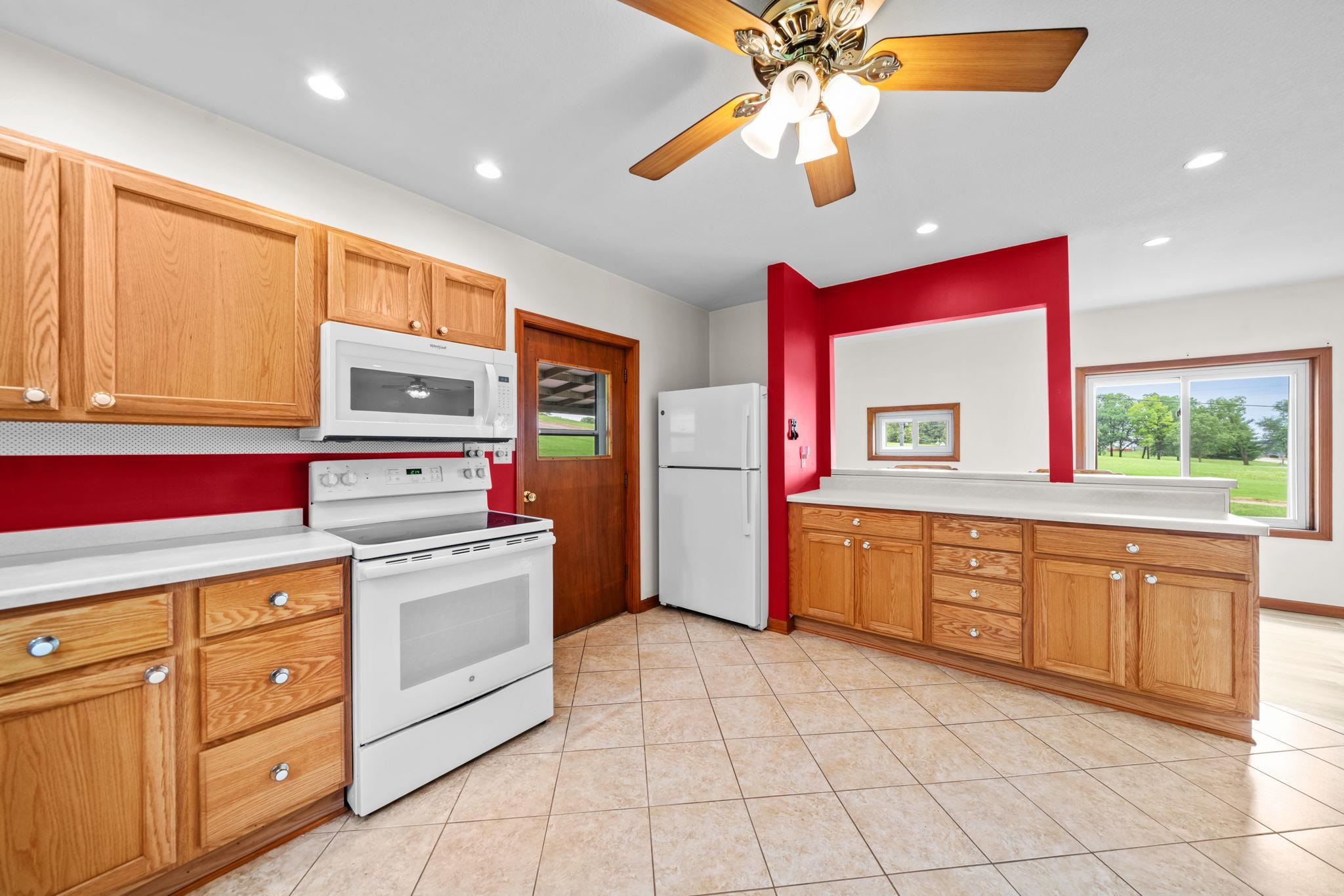 165 South Blackhawk Road Oregon, IL 61061 - Photo 16 of 31