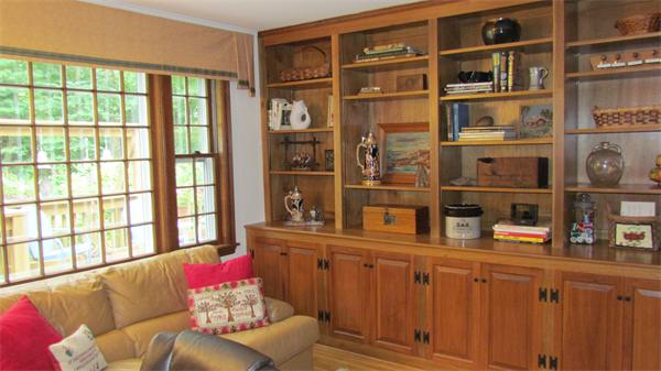 55 Yarmouth Road Wellesley, MA 02481 - Photo 8 of 18