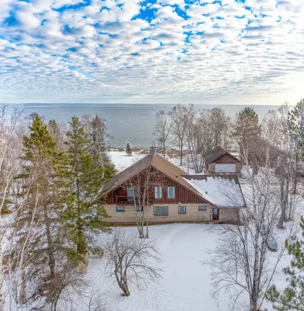 $1,400,000 | 1820 Mary Street, Silver Bay, MN 55614