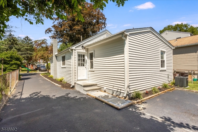 202 Marcella Road Parsippany, NJ 07054 - Photo 23 of 25