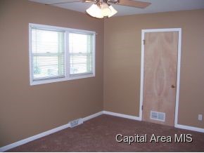 75 Providence Lane Springfield, IL 62711 - Photo 14 of 21