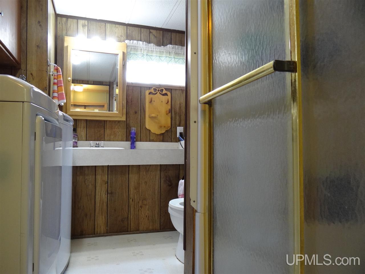 37296 Beck Road Ontonagon, MI 49953 - Photo 4 of 26 Gallery Image 4