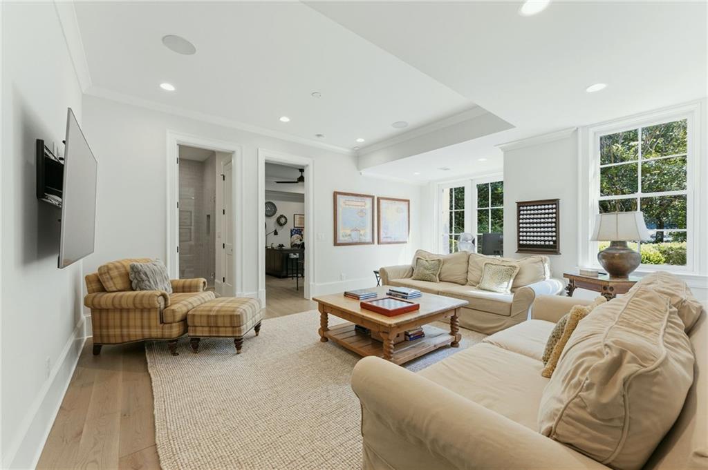 4384 Powers Ferry Road Northwest Atlanta, GA 30327 - Photo 50 of 68