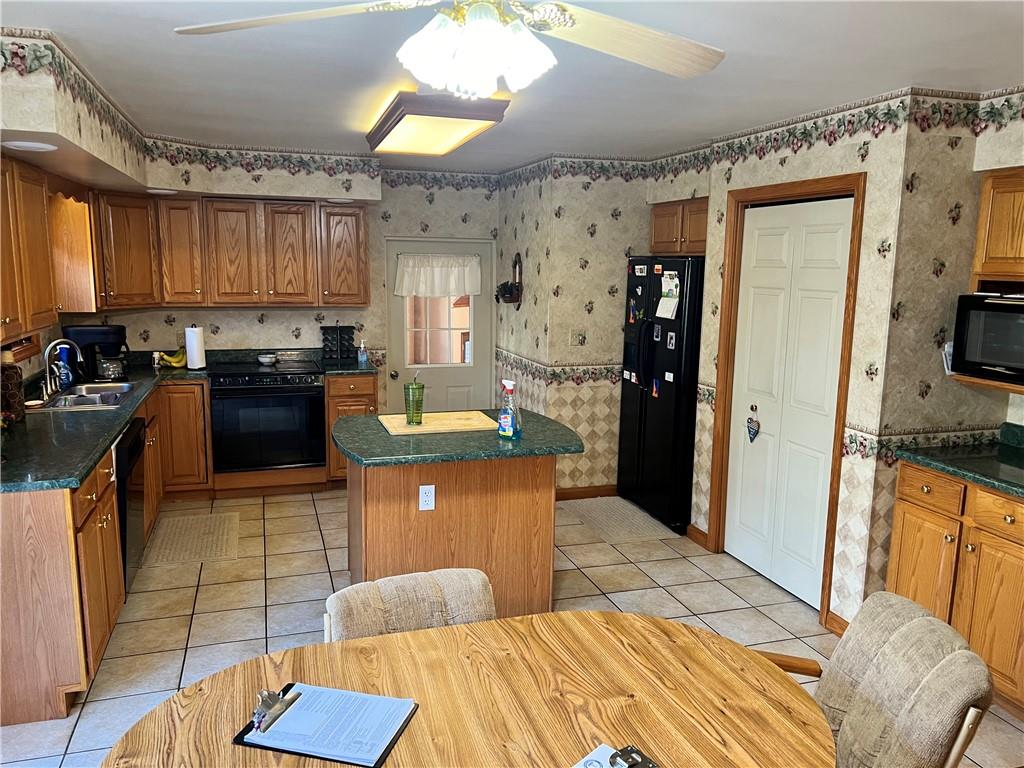 31 Hopper Road Transfer, PA 16154 - Photo 6 of 25