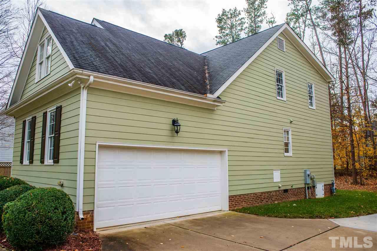 1607 Weatherford Circle Raleigh, NC 27604 - Photo 5 of 30