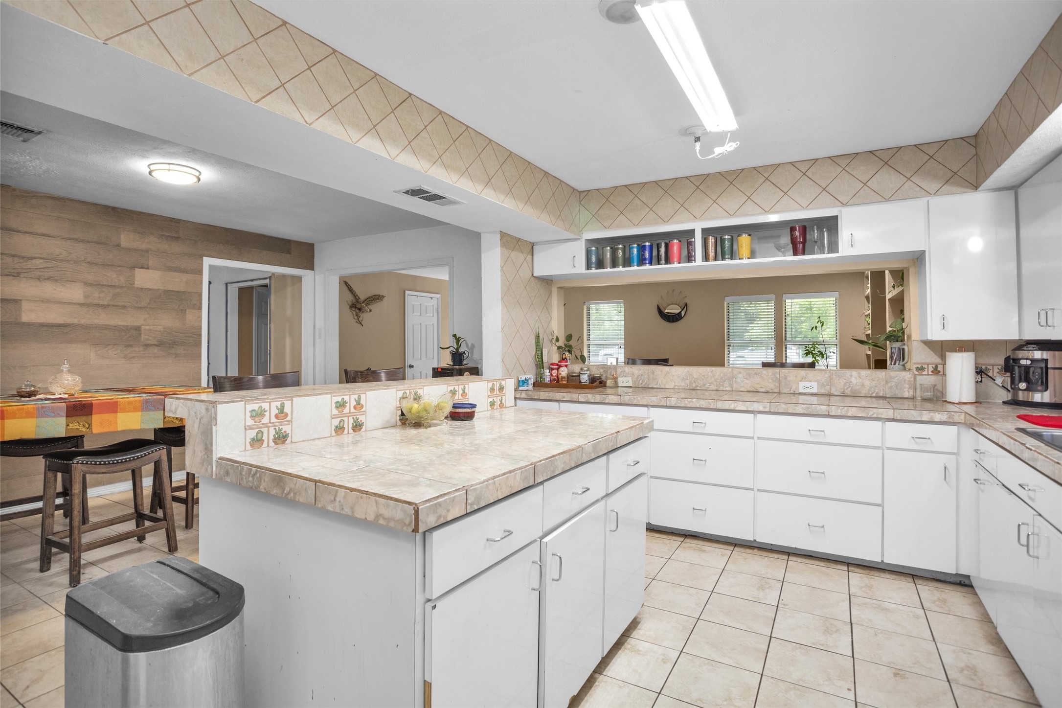 1725 Strawn Road Houston, TX 77039 - Photo 16 of 50