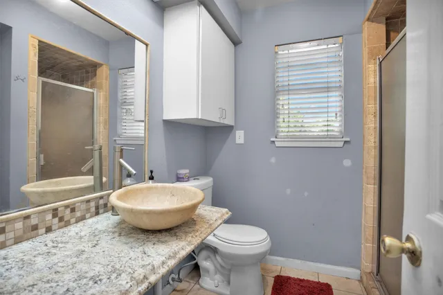 $650,000 | 1725 Strawn Road, Houston, TX 77039