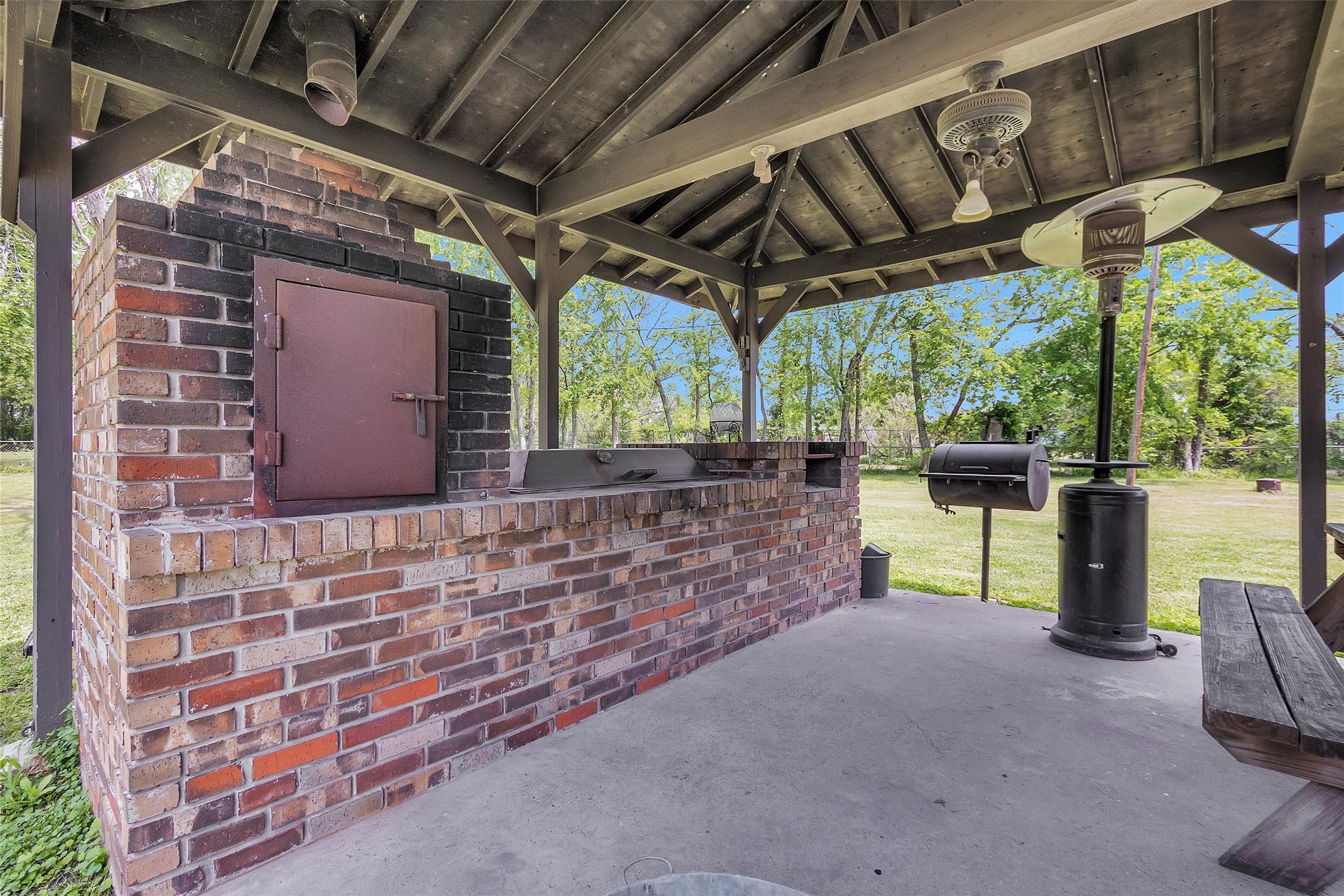 1725 Strawn Road Houston, TX 77039 - Photo 24 of 50