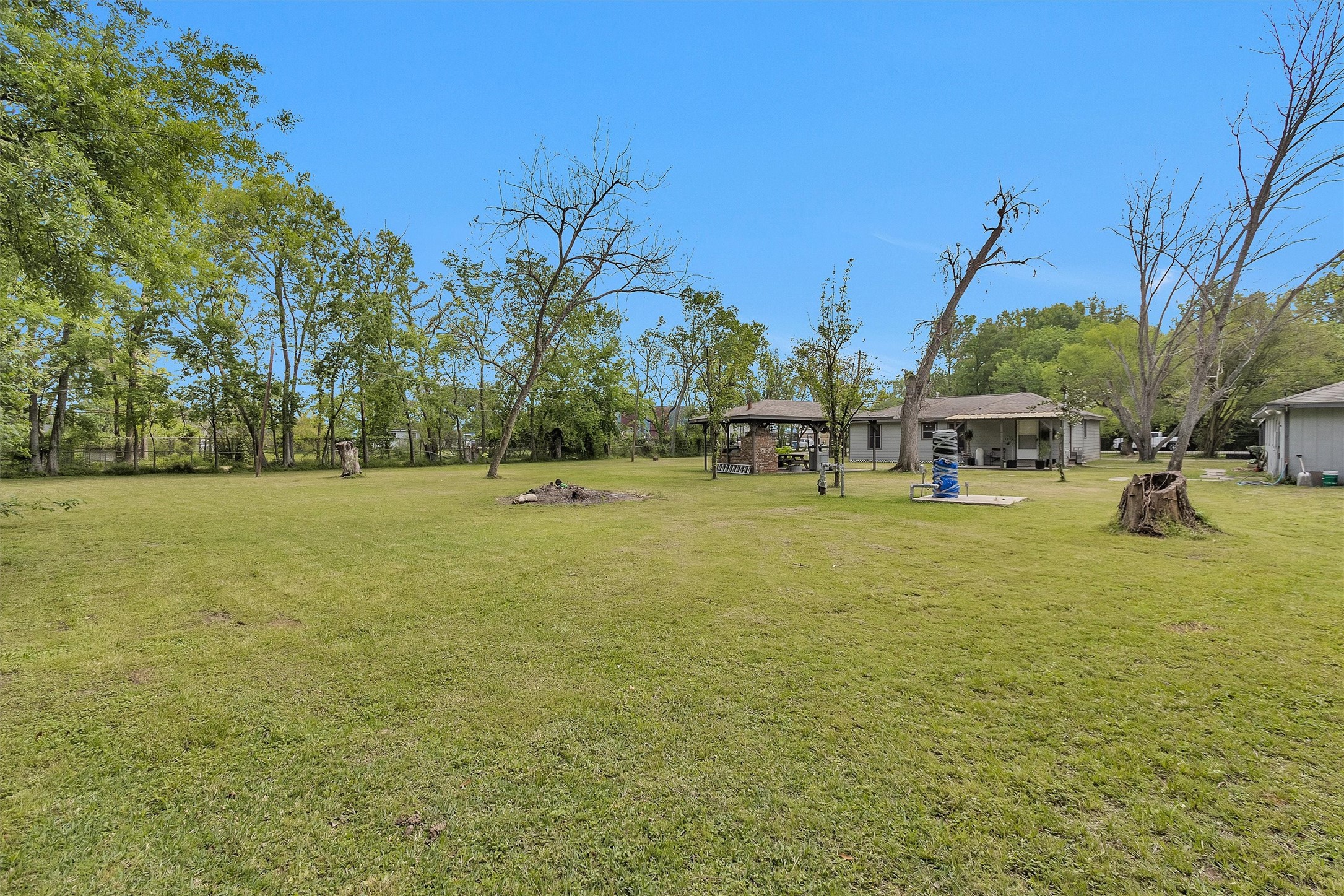 1725 Strawn Road Houston, TX 77039 - Photo 30 of 50