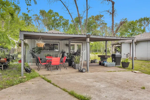$650,000 | 1725 Strawn Road, Houston, TX 77039