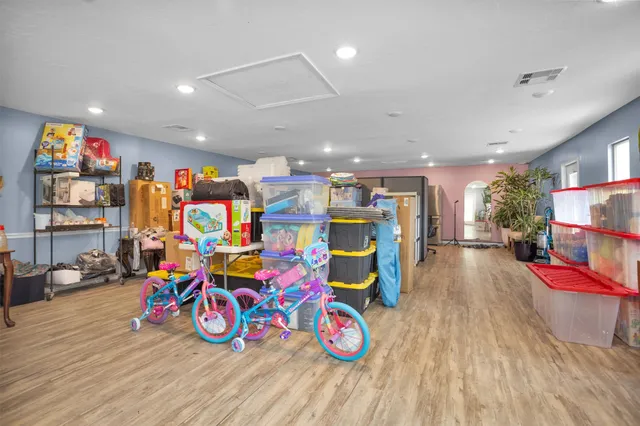 $650,000 | 1725 Strawn Road, Houston, TX 77039