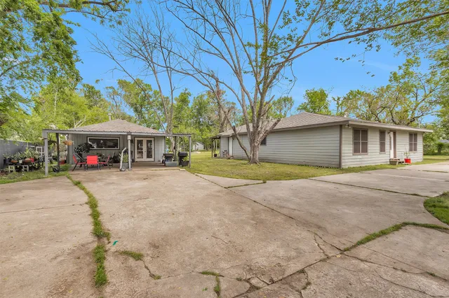 $650,000 | 1725 Strawn Road, Houston, TX 77039